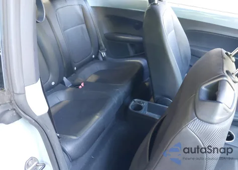 2012 Volkswagen Beetle 2.5L из США, поврежденный, VIN 3VWJP7AT3CM628859